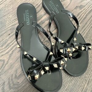 Valentino bow sandal size 40